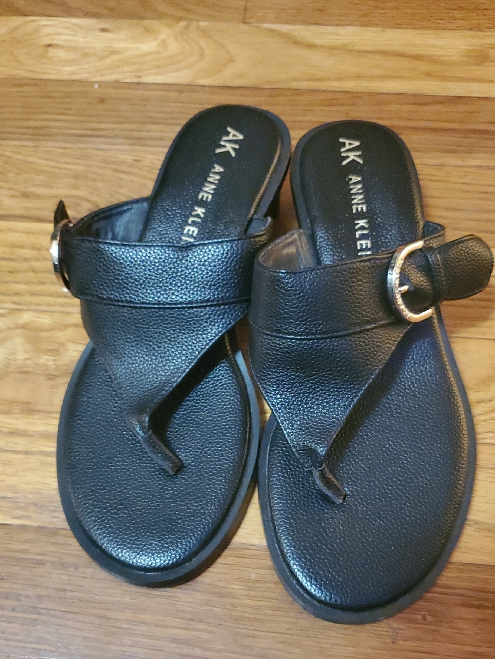 Anne Klein Black Buckle Thong Sandals